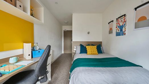 5 Bed Standard En-suite