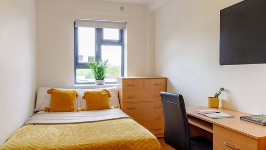 Silver Non-Ensuite Room