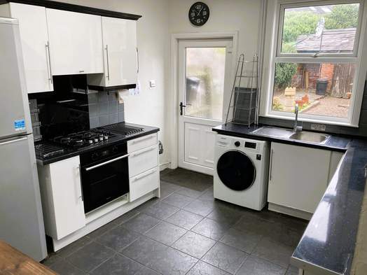 Photo of a student Only Double Rooms - Triangle/Town.