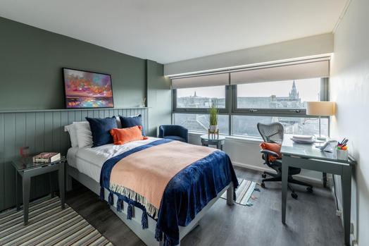 Platinum Plus Studio