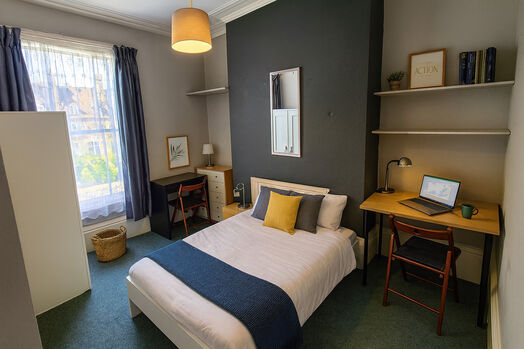 Photo of a 3 ROOMS AVAILABLE - Elysium 5 bedroom House.