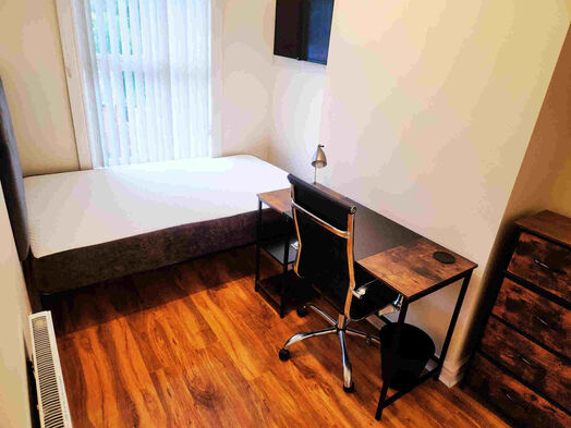 Double Room 3 - Student Triangle 