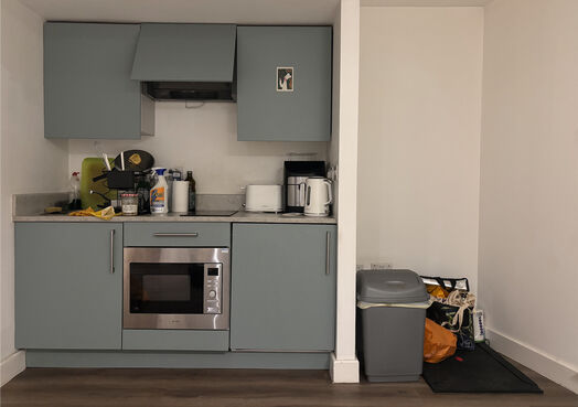 Photo of a studio in city centre, available from 05/07/25 - 03/09/25.