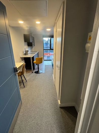 Photo of a cleveland Apartments.