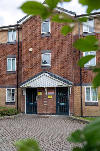  Woodhouse Apartments