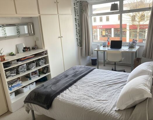 Photo of a spacious 5 Bedroom Student House.