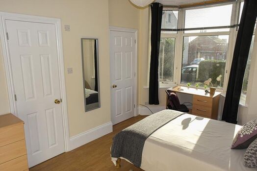 Photo of a sE5 - 8 Bed Large Student House.