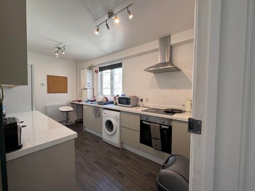 Photo of a 17, Headland Park Flat 2.