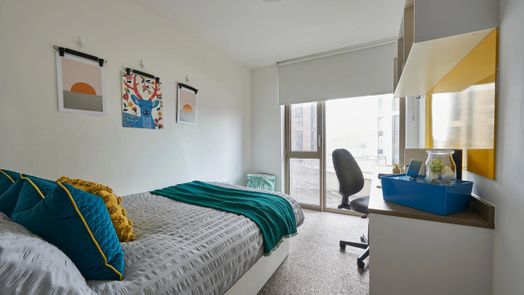 5 Bed Upper Floor En-suite