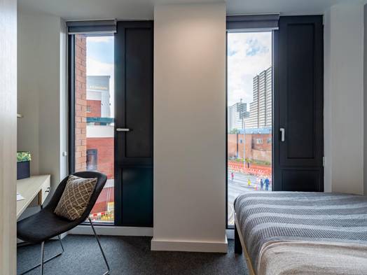 Penthouse Classic Plus 4 Bed Ensuite