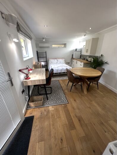 Photo of a student Private Annex Fully Furnished in Brighton, Coldean.
