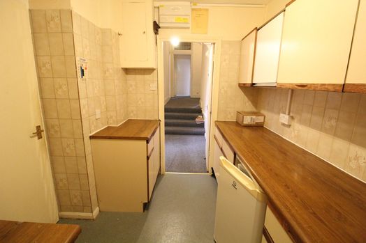 Photo of a 5 Bedroom Flat Share.