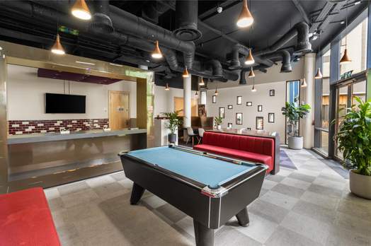 Photo of a chapter Highbury.