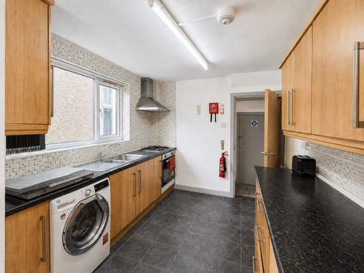 Photo of a 56 Cambridge Street.