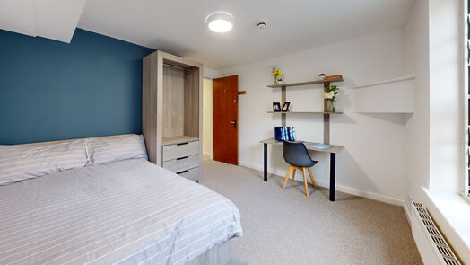 Photo of a 5-bedroom house overlooking Hyde Park!.