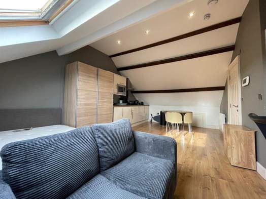 Photo of a flat 10, 127 St. Leonards Gate, Lancaster, LA1 1NL.