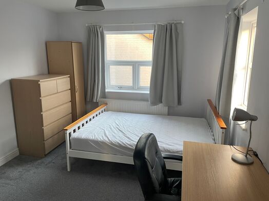 Photo of a 5 bedroom property available central location 26-27 academic year BILLS INCLUDED.