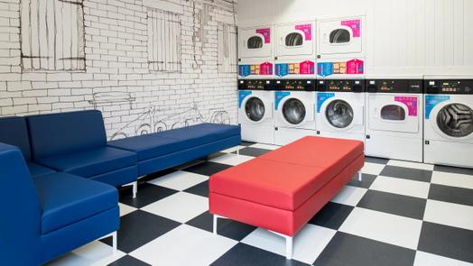 Photo of a canal Point.