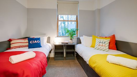 Shared Twin Room – (Non-Griffith College Students)