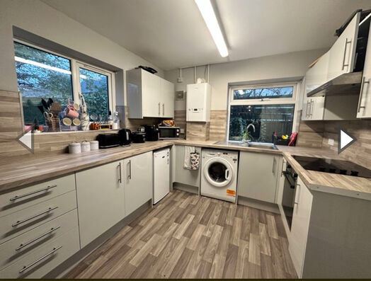 Photo of a 4-bedroom house in Brighton and Hove.