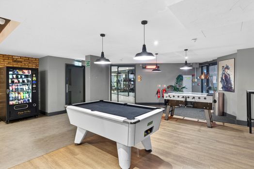 Photo of a canvas The Heights.