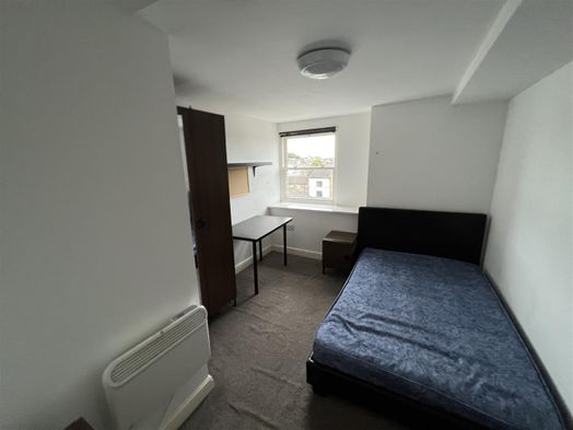Photo of a flat 9, 10 Pitt Street, Lancaster, LA1 1NX.