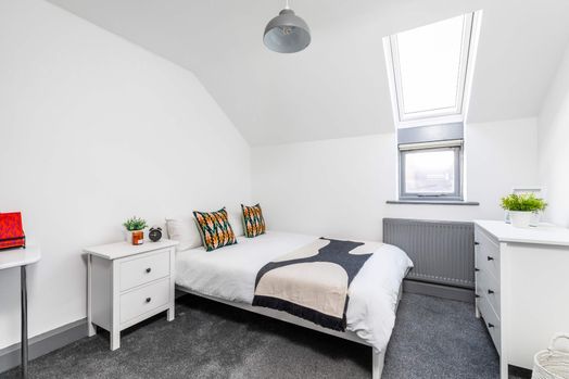 Photo of a flat C 66, Headingley Mount.