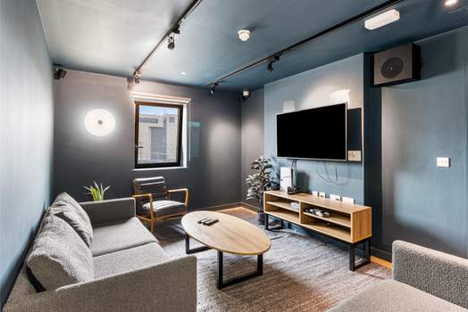 Photo of a chapter Highbury II.