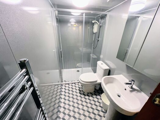 Photo of a rooms available in 6-Bed Student Home in Leeds from £99ppw.