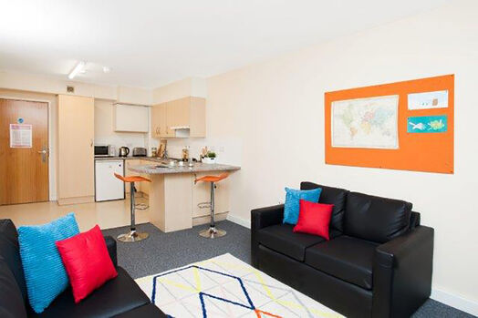 Photo of a ensuite room in 1-room student hall in Nottingham.