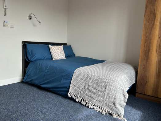 Classic En-Suite Tallis Court