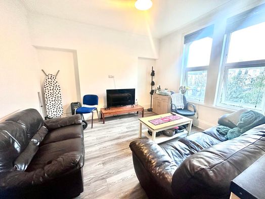 Photo of a 4, Napier Terrace, Maisonette.