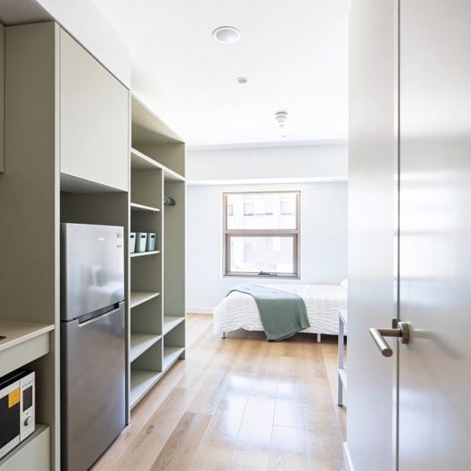 Tower Studio Apartment (High-Floor with AirCon & Double Bed)