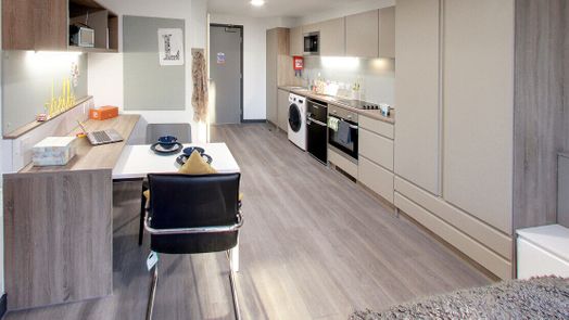 Superior Plus Studio