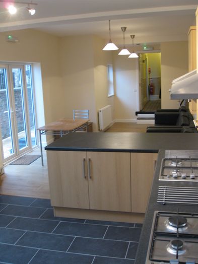 Photo of a double-bed room in a 8-bedroom house in York.