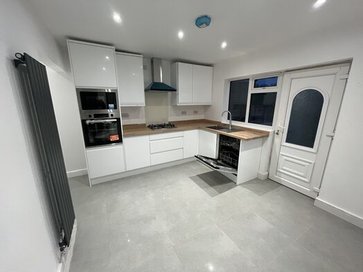 Photo of a 4-bedroom house in Newcastle-under-Lyme.