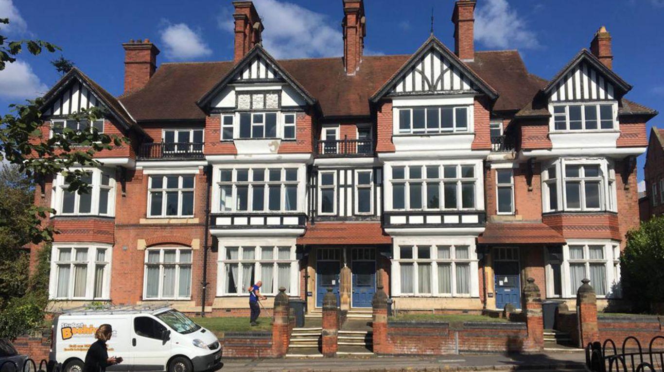 Salisbury Road Student in Leicester