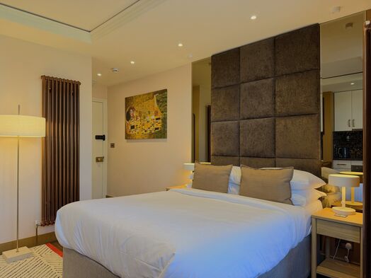 Photo of a melbury Rooms & Studios.