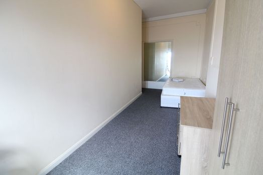 Photo of a 5 Bedroom Flat Share.