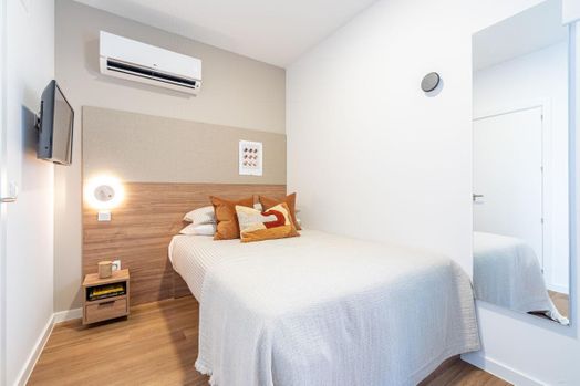 Premium Room (2-Bed)