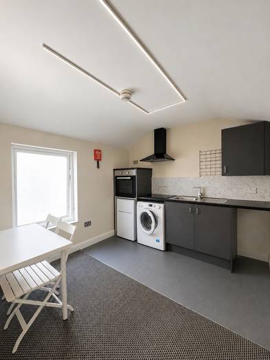 Photo of a flat 2, 1 Bayview Terrace.