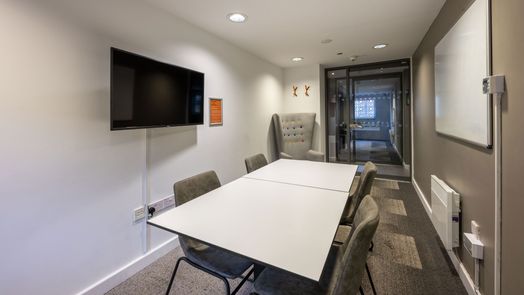 Photo of a curzon House.