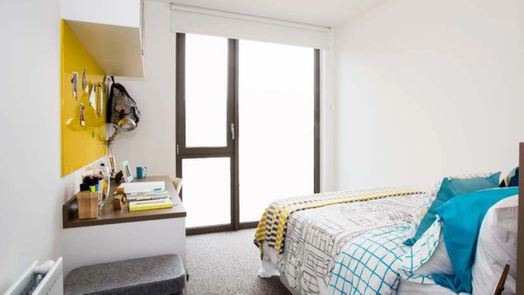 5 Bed En-Suite