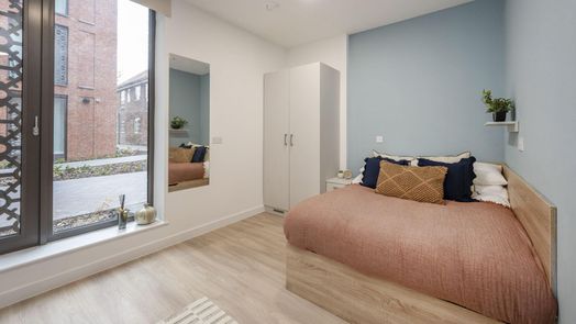 Premium Studio with Wet Room