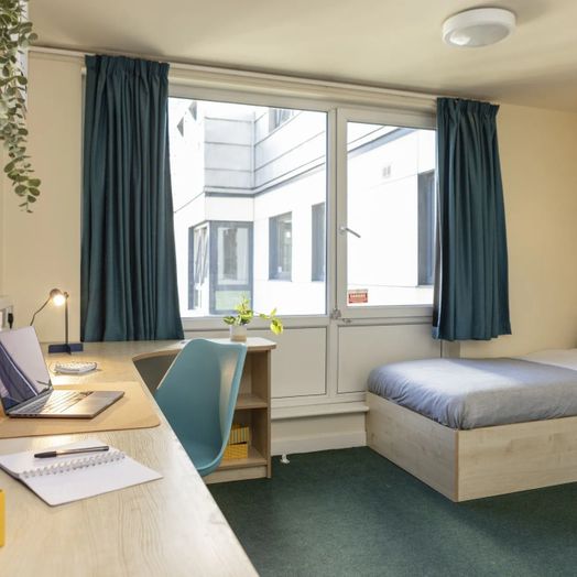 En suite Rooms (Single Bed) – Bronze Plus