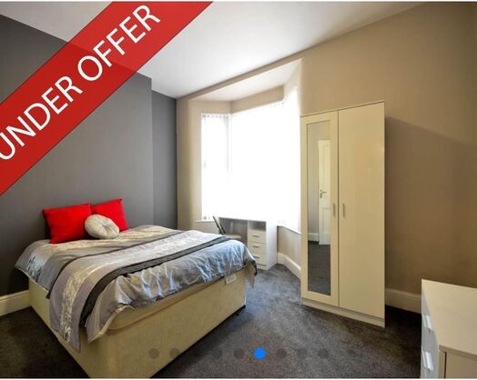 Photo of a room in Kensington.
