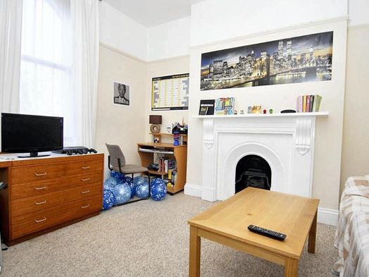 Photo of a flat 2, 9 Napier Terrace.
