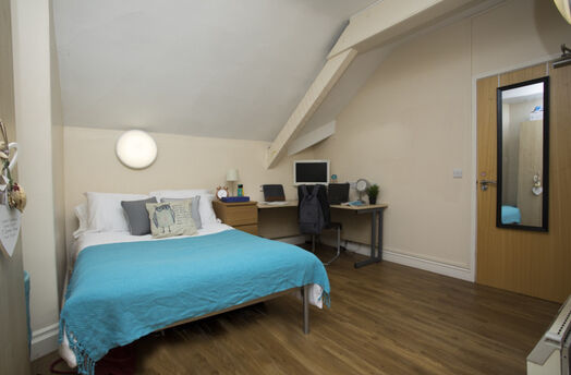 Photo of a daisybank Villas.