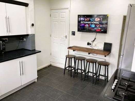 Student Only Double Rooms - Triangle/Town