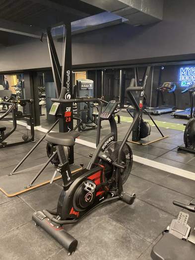 Photo of a vista Square.